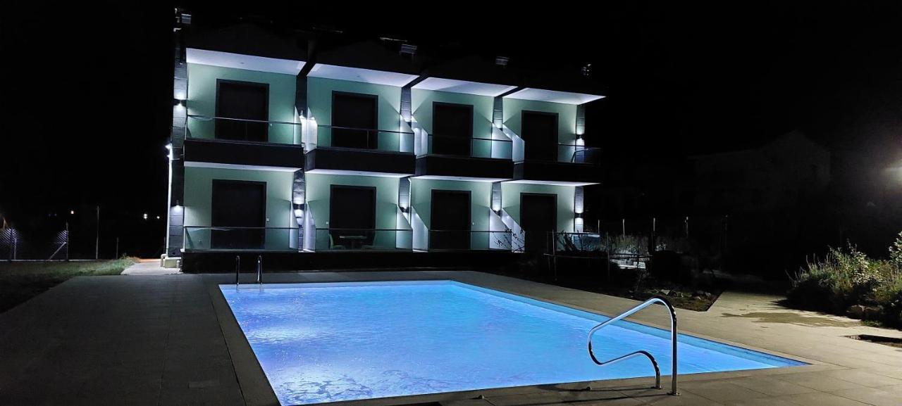 Paramithi Luxury Apartments Никити Экстерьер фото