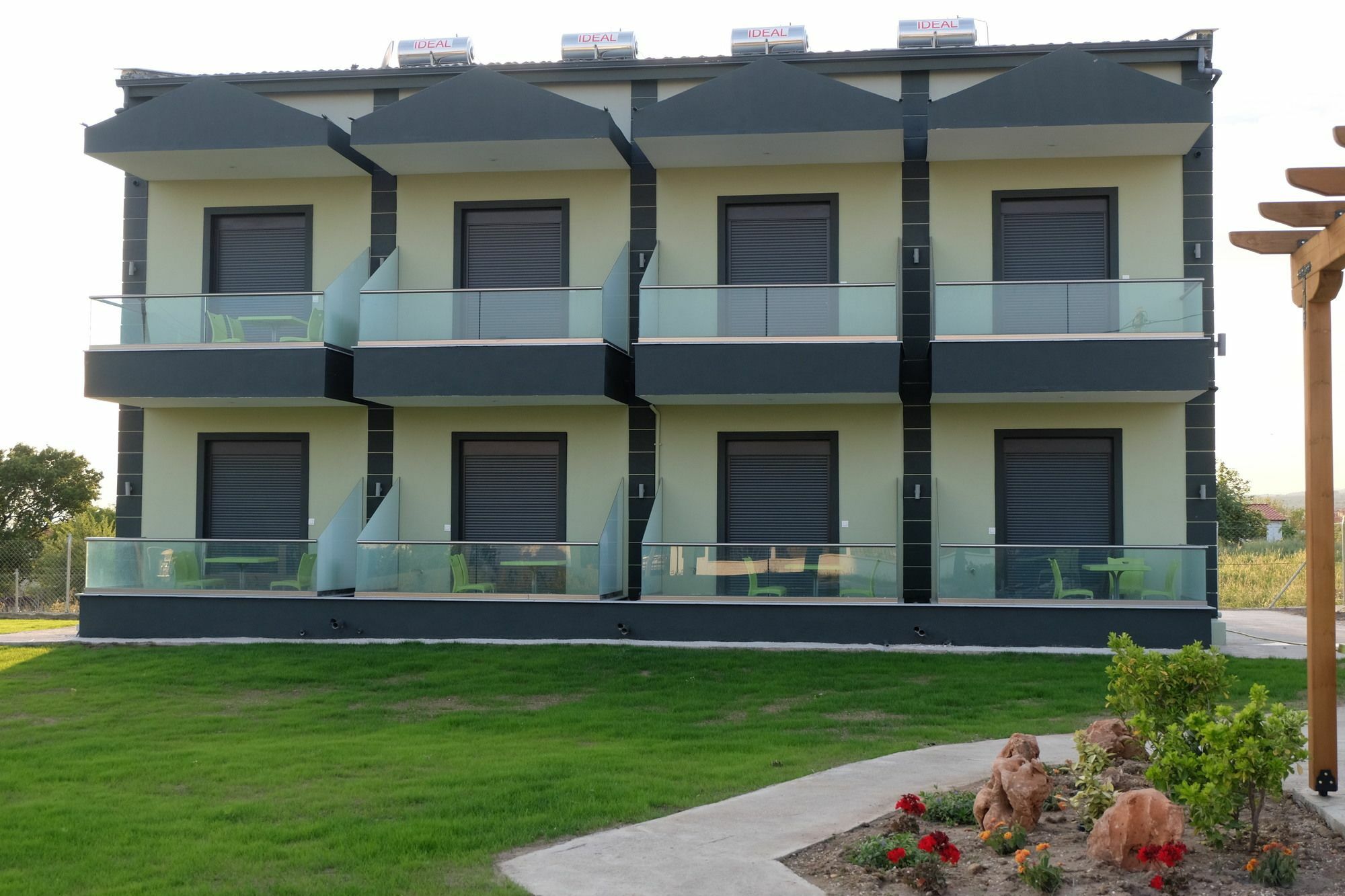 Paramithi Luxury Apartments Никити Экстерьер фото